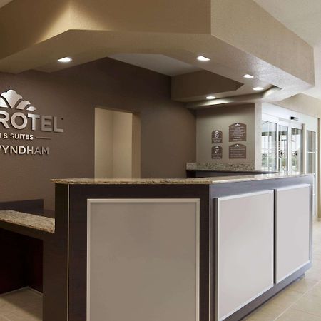 Microtel Inn&Suites Kenedy Exterior foto