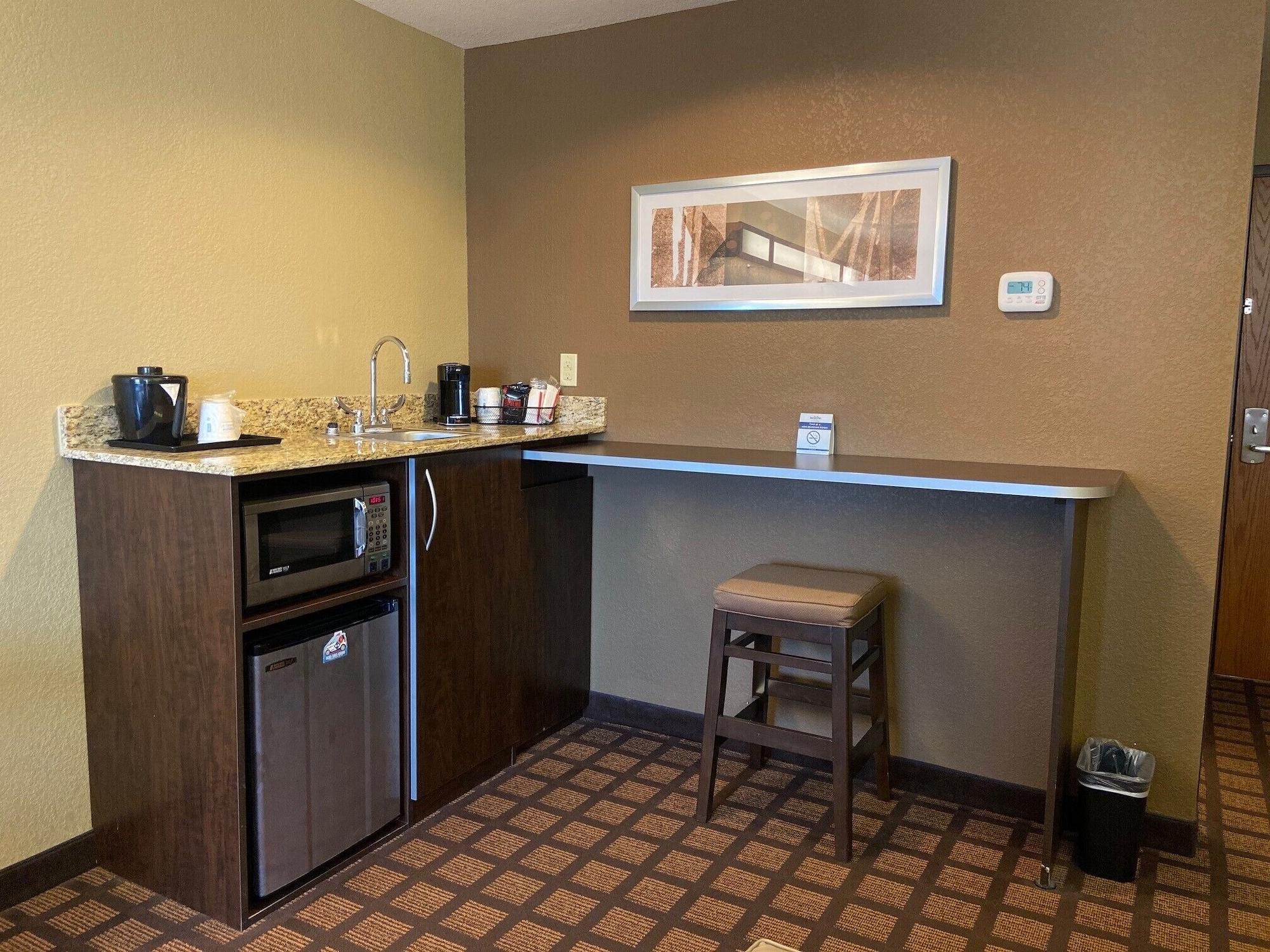 Microtel Inn&Suites Kenedy Exterior foto