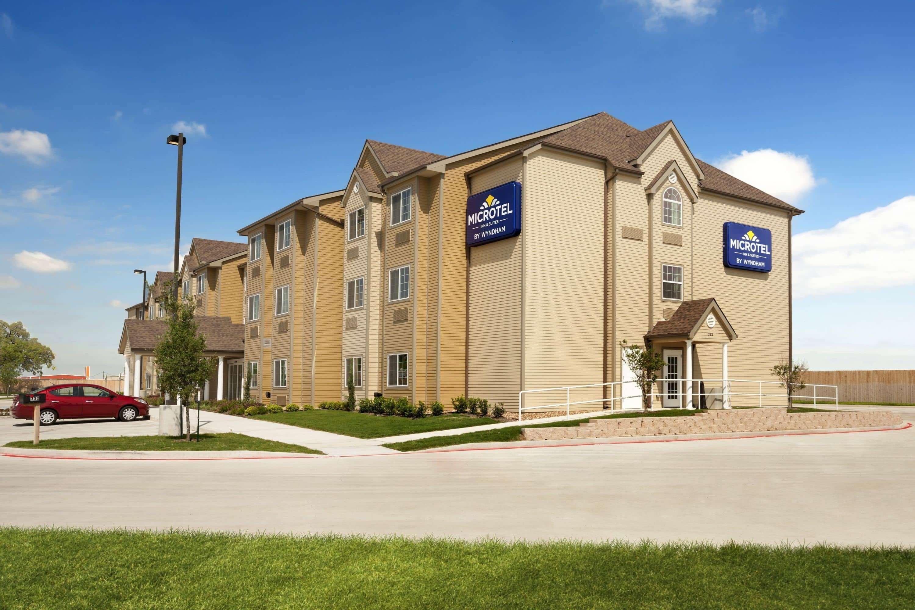 Microtel Inn&Suites Kenedy Exterior foto