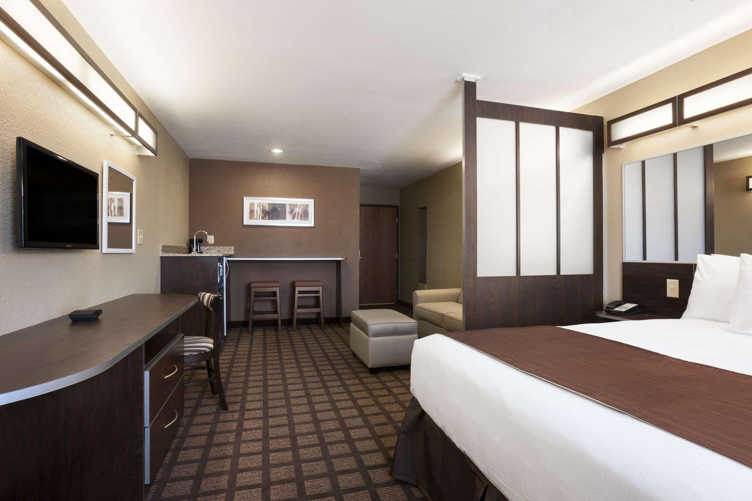 Microtel Inn&Suites Kenedy Exterior foto