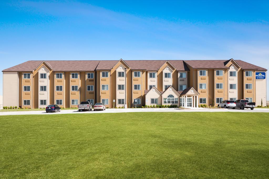 Microtel Inn&Suites Kenedy Exterior foto