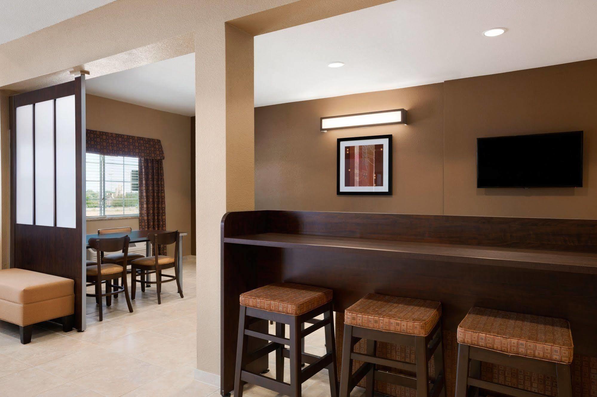 Microtel Inn&Suites Kenedy Exterior foto