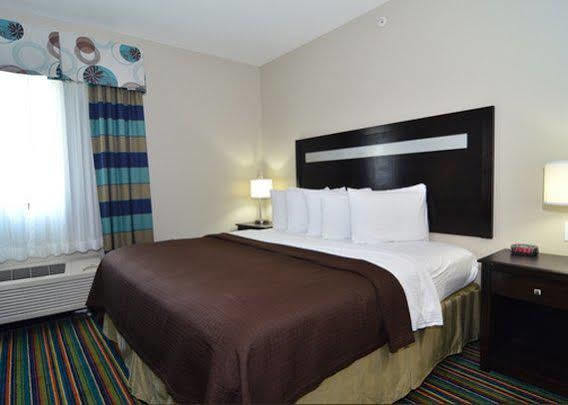 Microtel Inn&Suites Kenedy Exterior foto